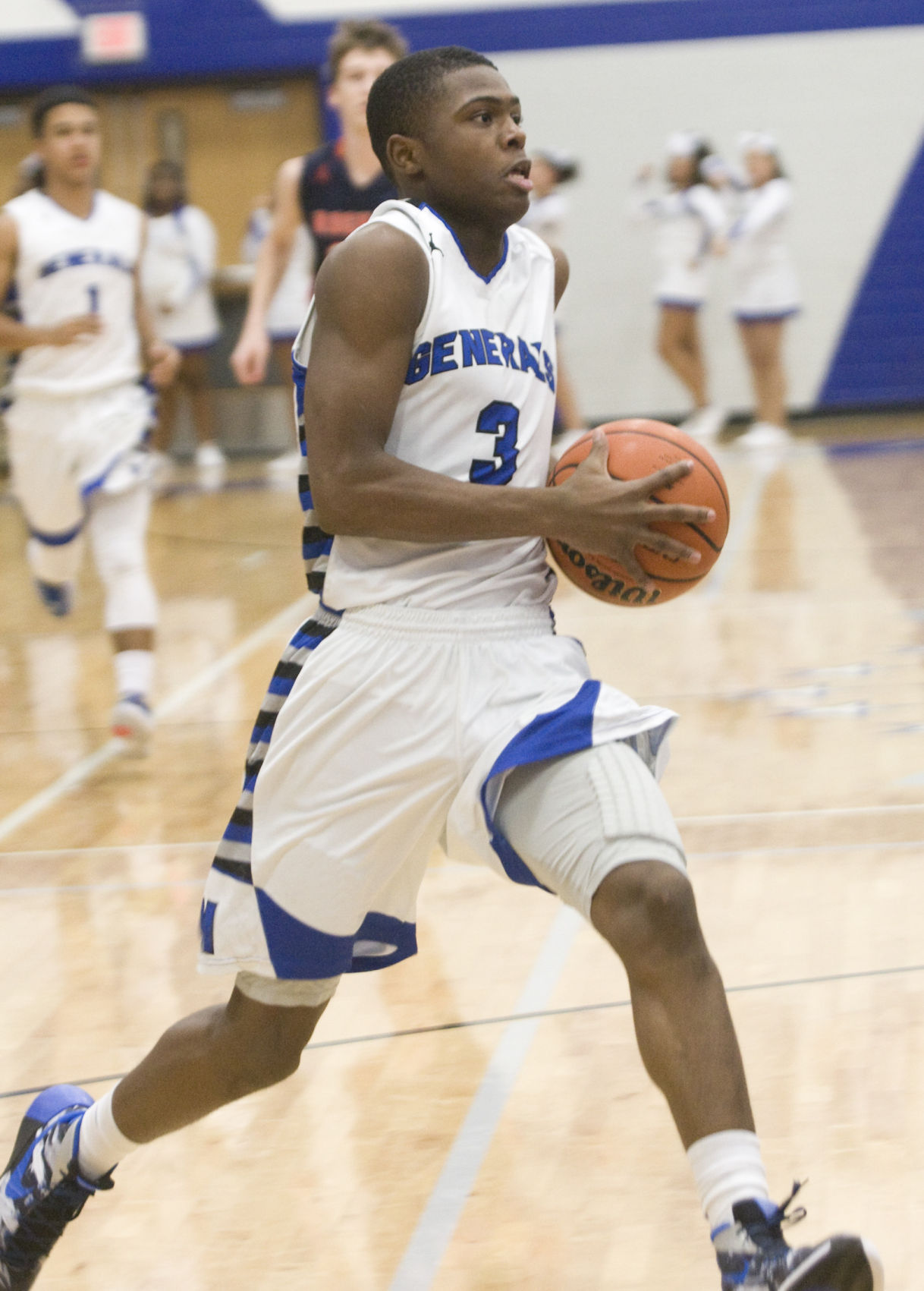 brummett amir macrochbb 01082016.jpg